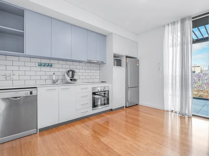 94 / 99 Palmerston Street, PERTH