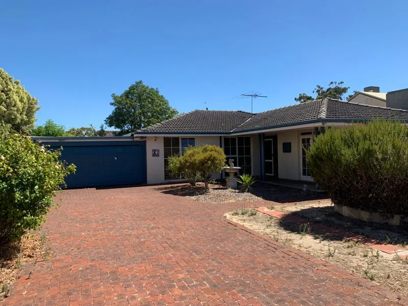 82 Corinthian Road West, SHELLEY