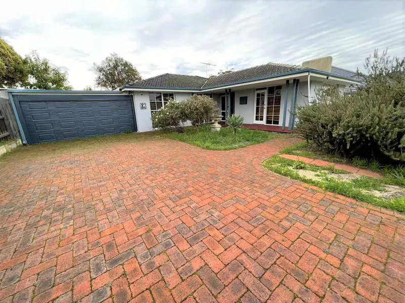 82 Corinthian Road West, SHELLEY
