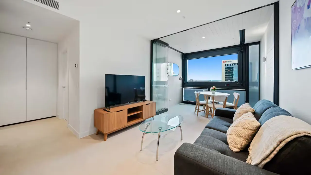 1608 / 80 Milligan Street, PERTH