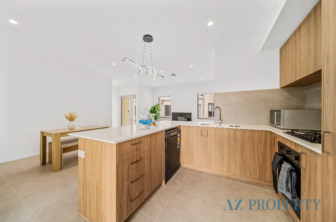 11 / 13 Central Terrace, BECKENHAM