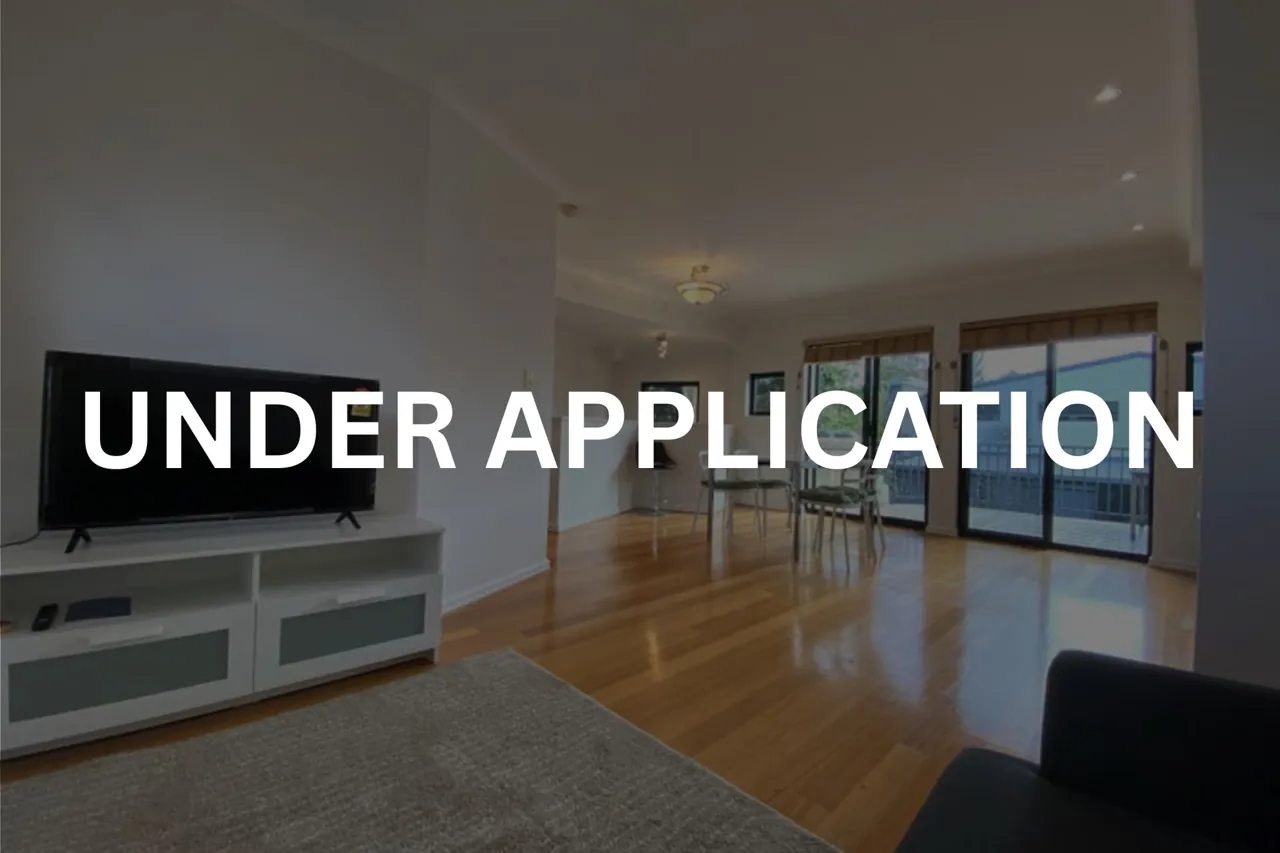 8 / 20 Park Road, CRAWLEY