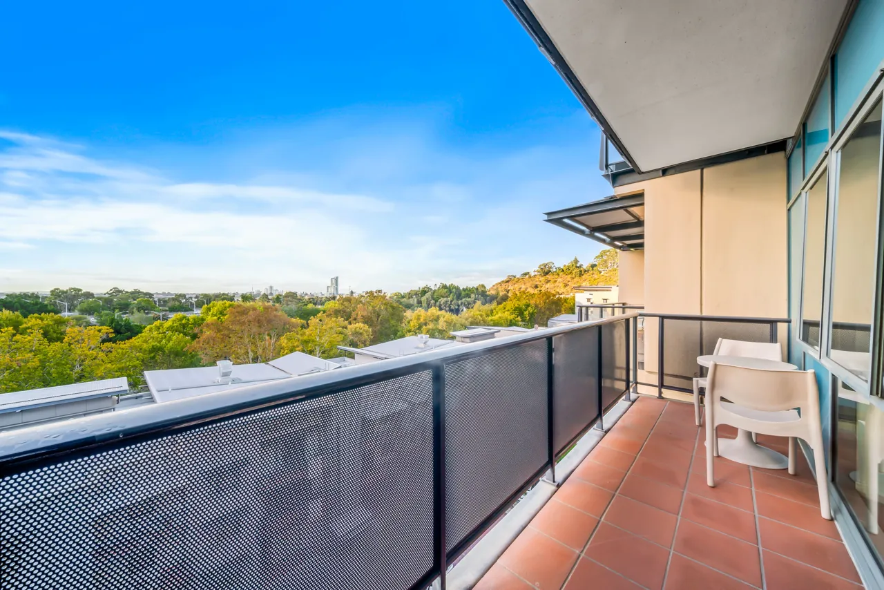19 / 118 Mounts Bay Road, PERTH