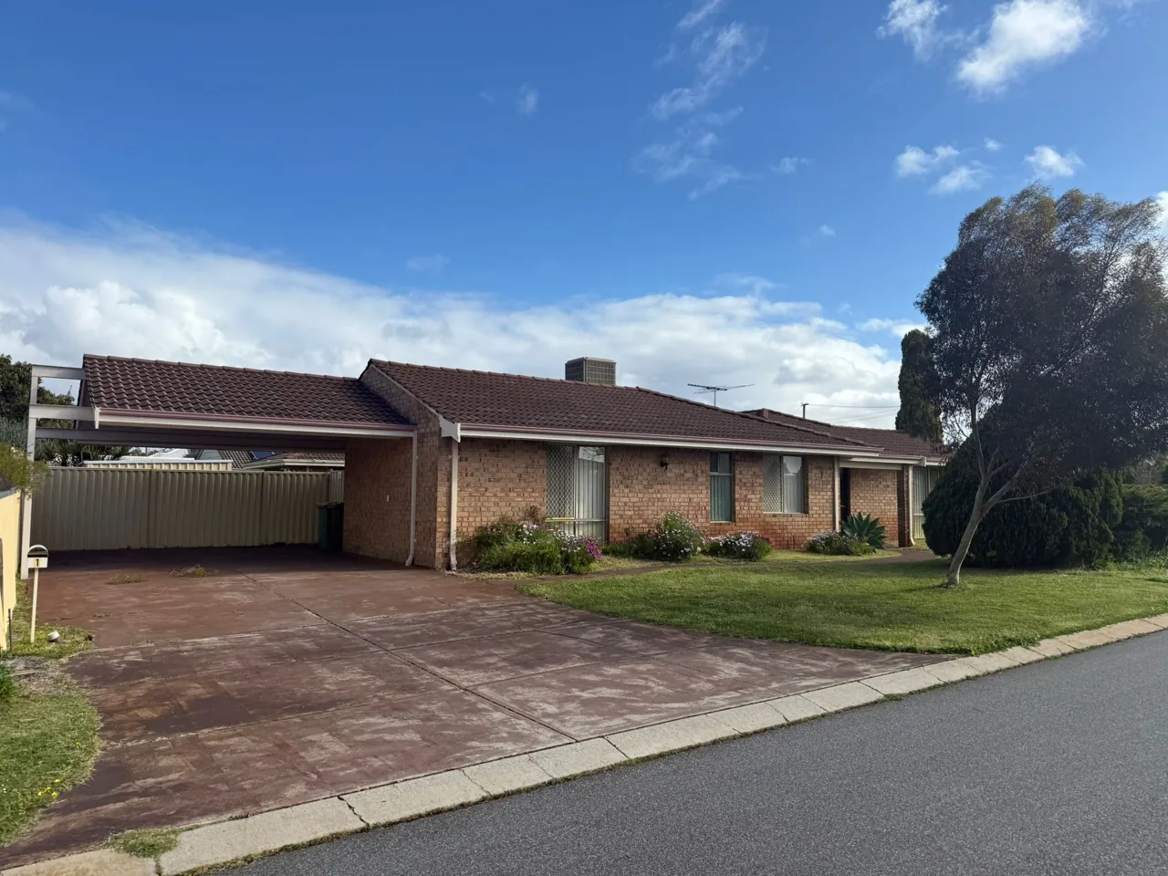 1 Davie Court, WILLETTON