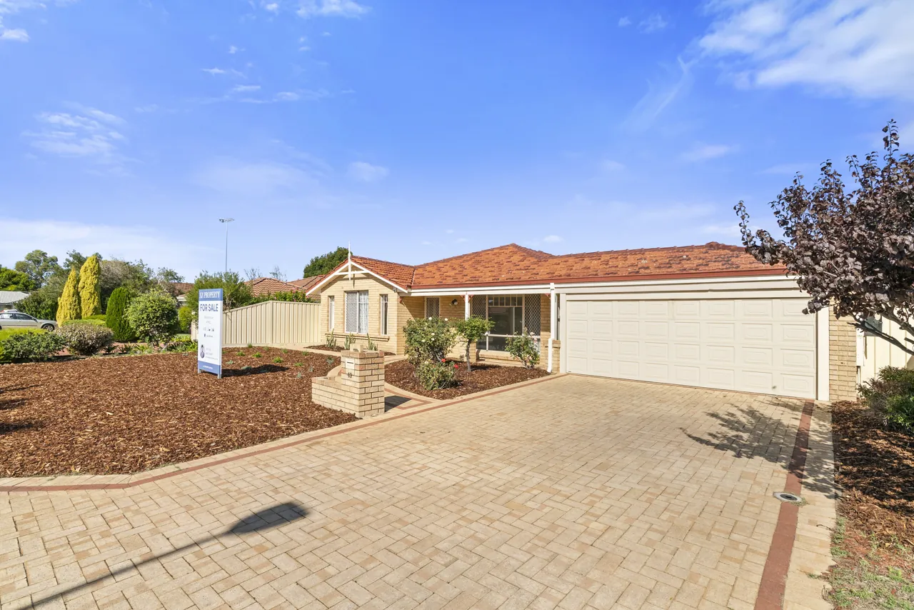 49 Molloy Circuit, ATWELL