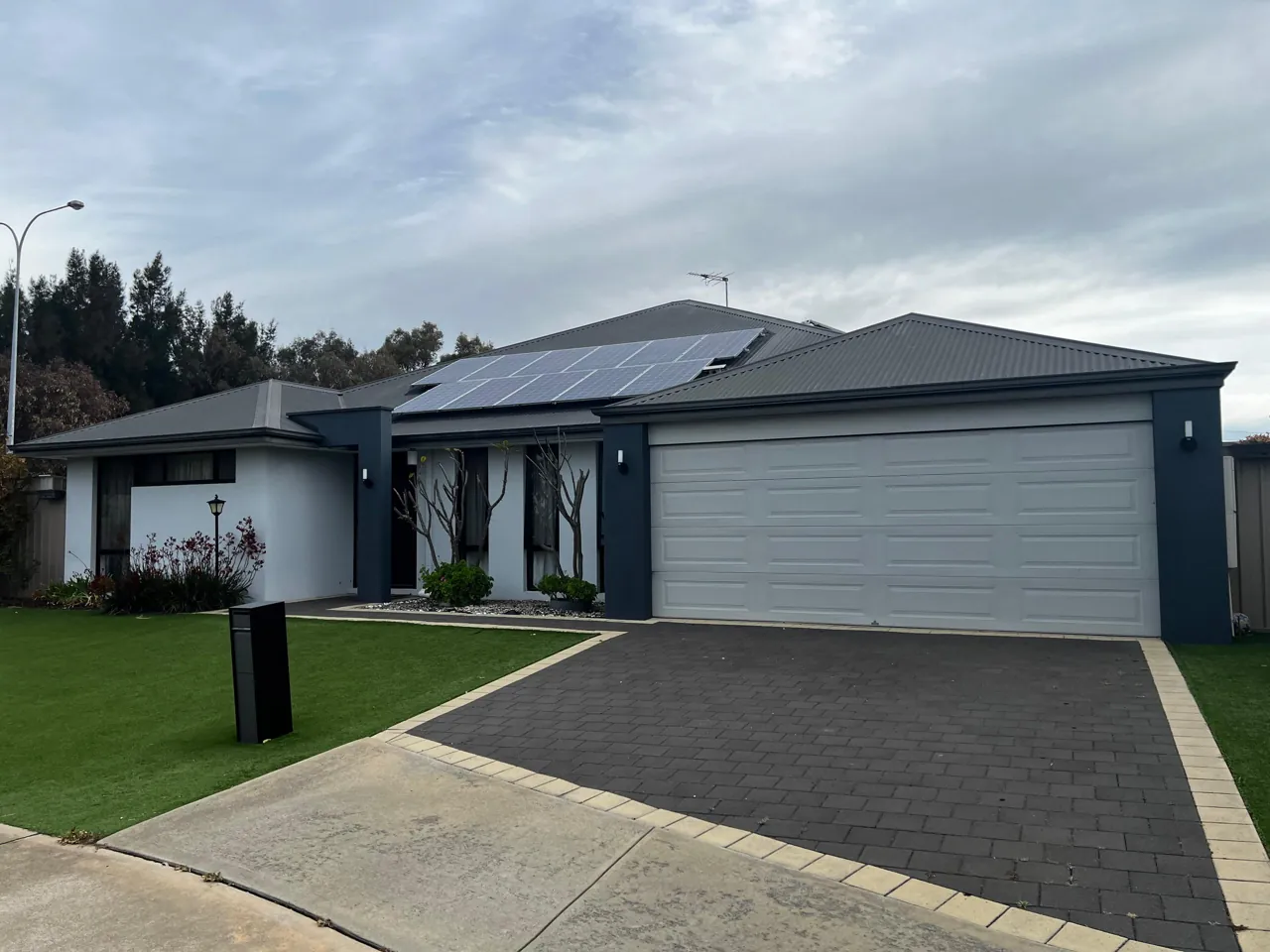 8 Putali Close, SUCCESS