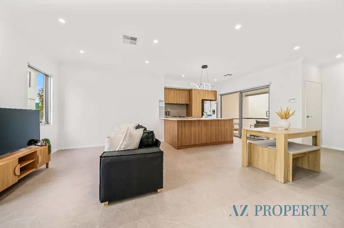 12 / 13 Central Terrace, BECKENHAM